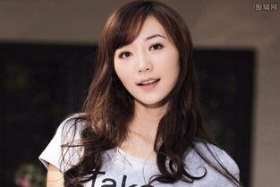 韩雪家庭背景,出身名门，演艺事业璀璨夺目的星途传奇